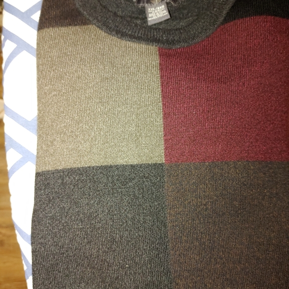 Men's Dockers pullover - Picture 8 of 8